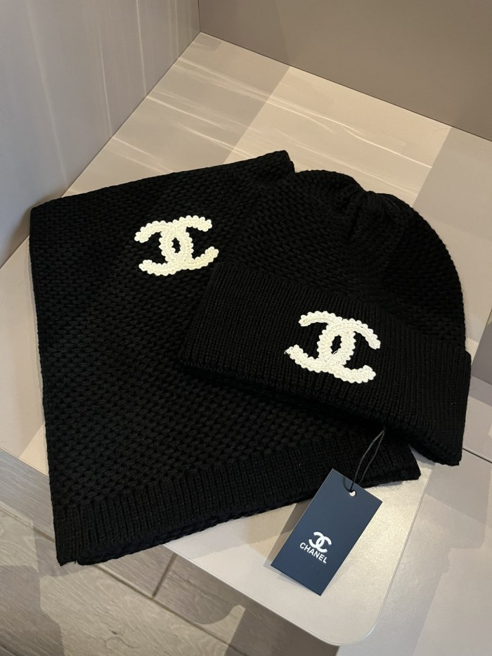 Chanel Knitted Hat+Scarf 2-Color
