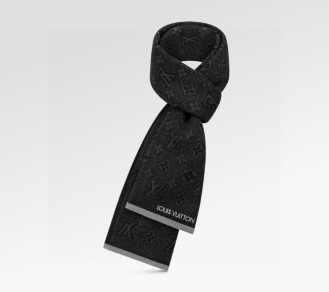 Louis Vuitton Scarf Size 30*200cm
