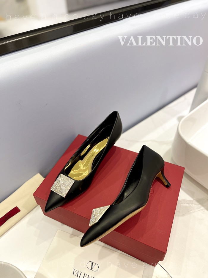 Valentino One Stud Patent Leather Pumps Size 35-41 3-Color