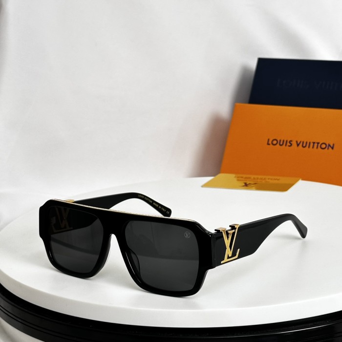 Louis Vuitton Z2686E Sunglasses