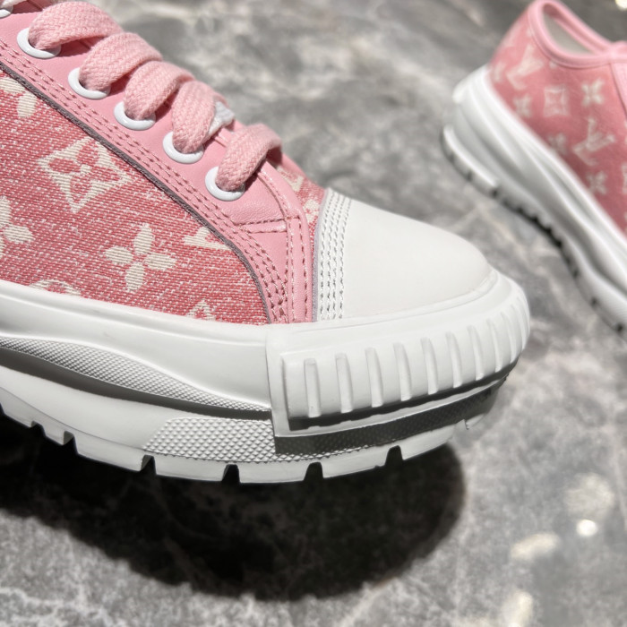 Louis Vuitton Squad Low Top Sneaker Size 35-40 2-Color