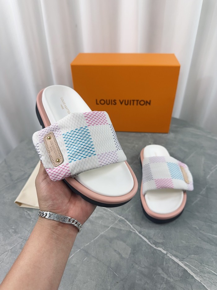 Louis Vuitton 2024ss Pool Pillow Comfort Slippers Size 36-45