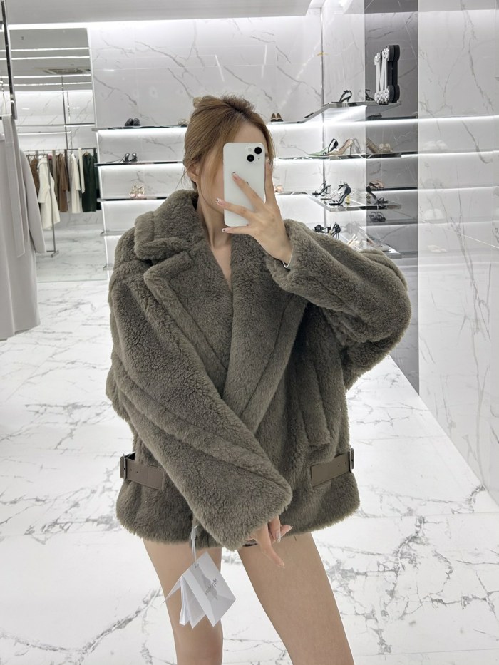 Max Mara Teddy Cristin Short Coat Size 36-40