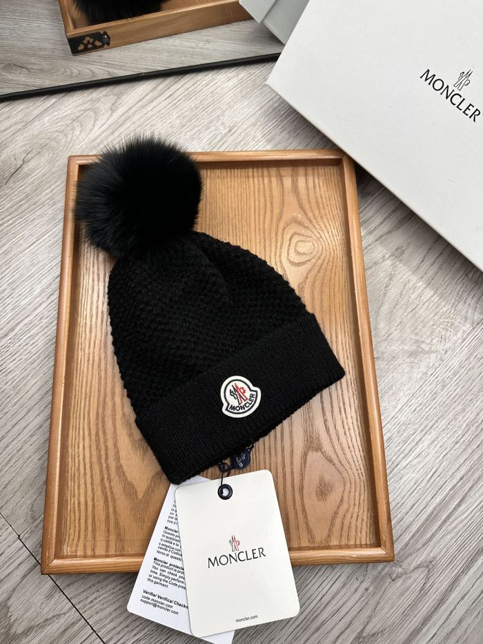 Moncler Knitted Hat 4-Color