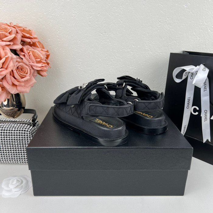 Chanel 2023 New Sandals Size 35-41 7-Color