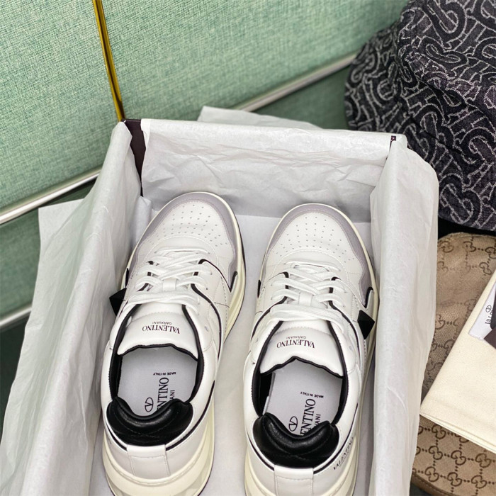 Valentino One Stud Low-Top Sneaker Size 36-45 10-Color
