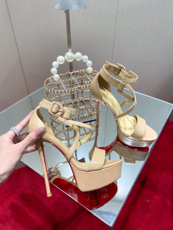 Christian Louboutin Choca Pumps Size 35-41 2-Color