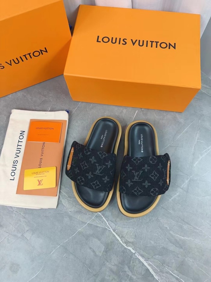 Louis Vuitton Slippers Size 36-45 3-Color
