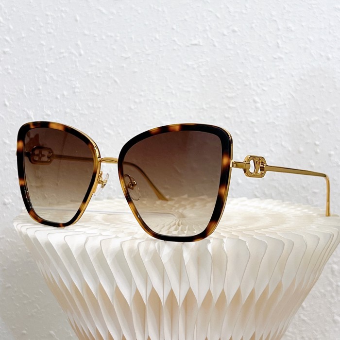 Louis Vuitton Z1771 Link One Cat Eye Sunglasses