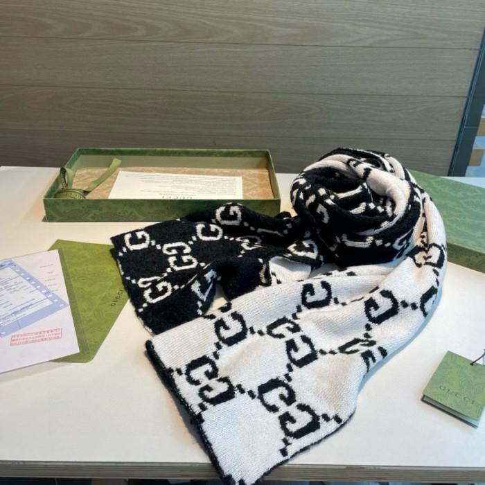 Gucci Scarf Size 30*180cm