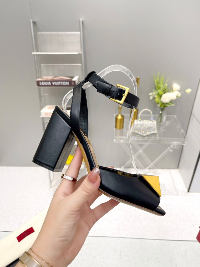 Valentino One Stud Calfskin Pumps Size 35-41 8-Color