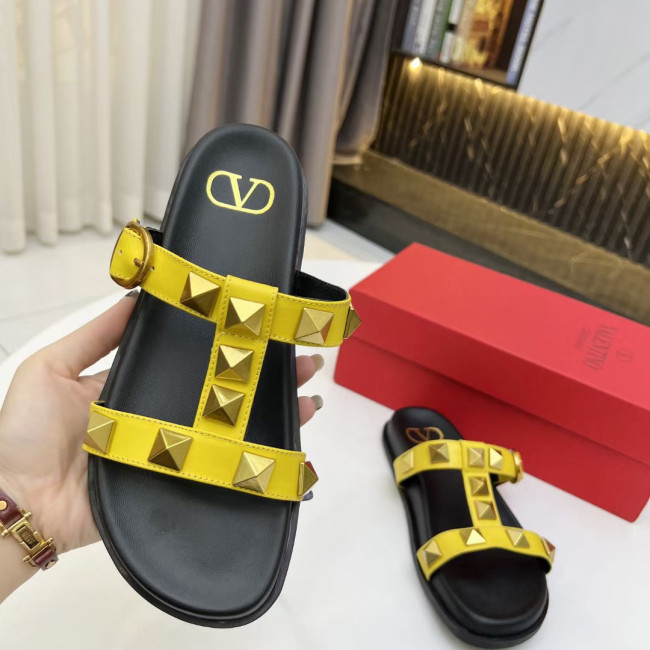 Valentino Women Sandals Gr. 35-40