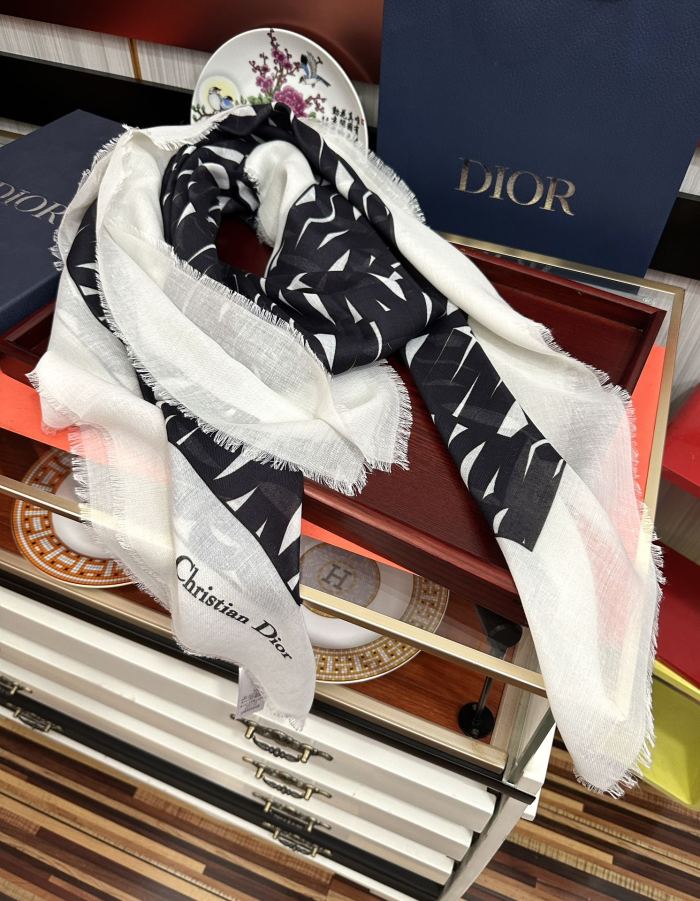 Dior Scarf Size 140*140cm 3-Color