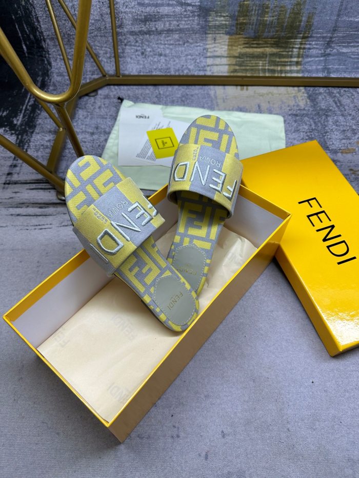 Fendi Slippers Size 36-42