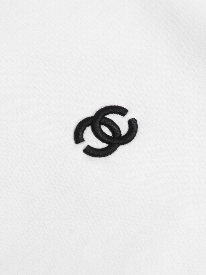 Chanel SweatshirtSize S-XL 2-Color