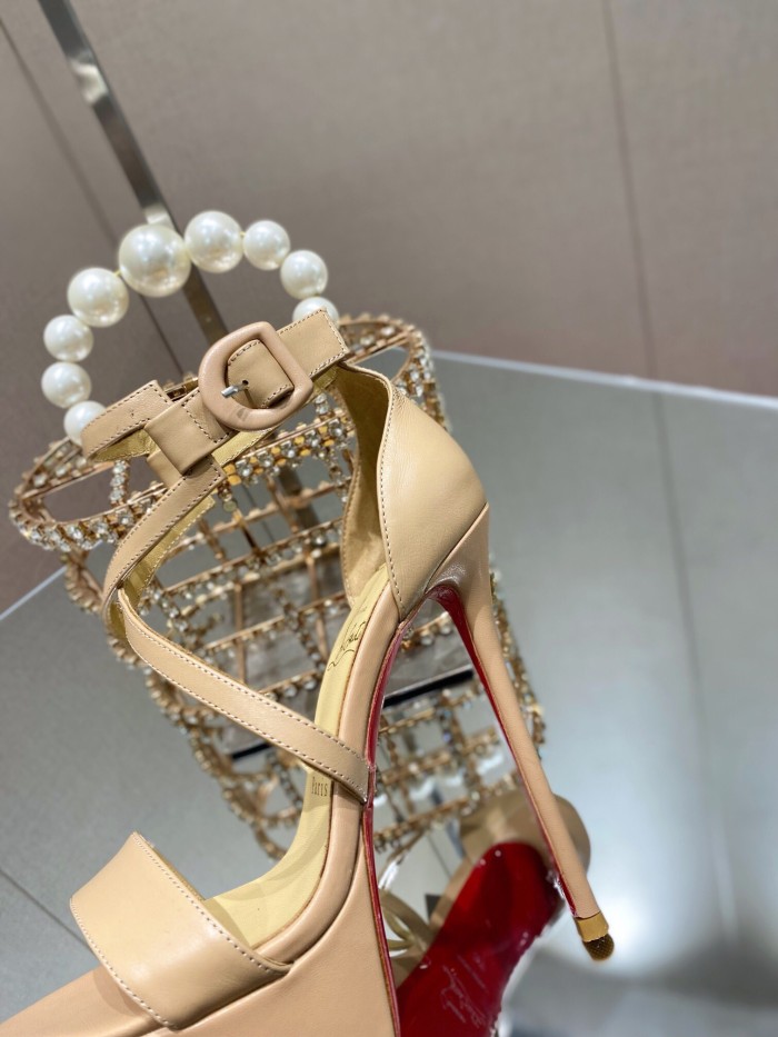 Christian Louboutin Choca Pumps Size 35-41 2-Color