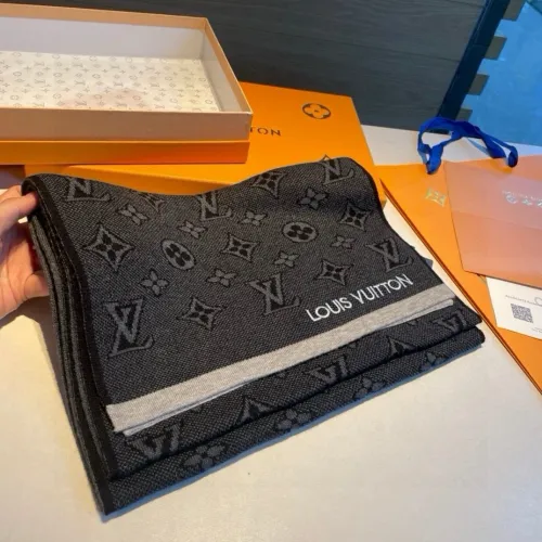 Louis Vuitton Scarf Size 30*200cm