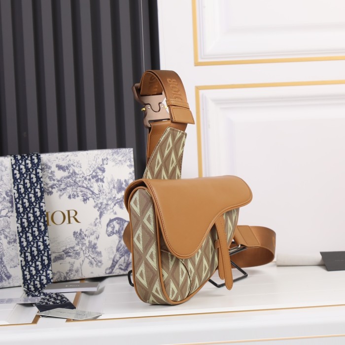 Dior 2022SS Pre-Fall Saddle Men Shoulder Bags 20*28.6*5cm