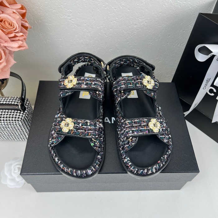 Chanel 2023 New Sandals Size 35-41 7-Color