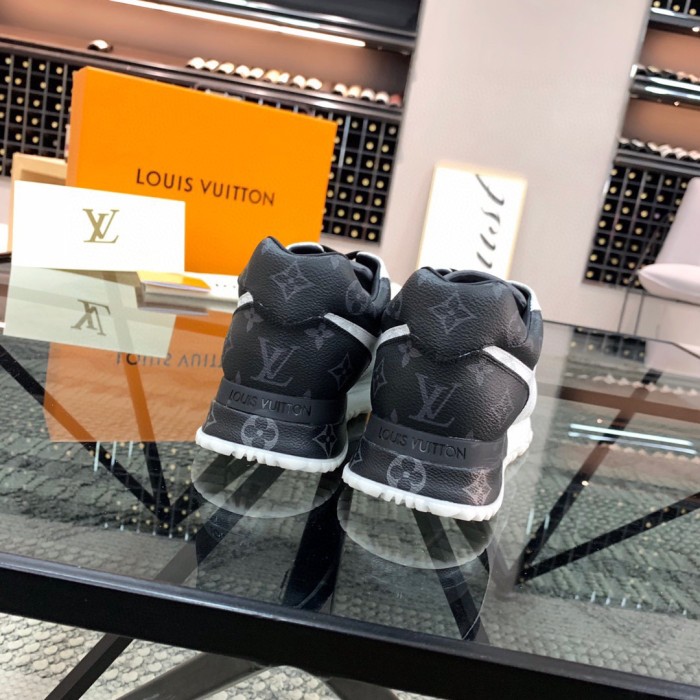 Louis Vuitton Run Away Sneaker For Men Size 39-46 2-Color