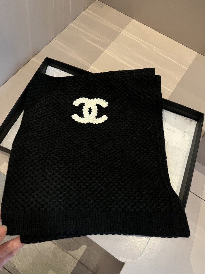 Chanel Knitted Hat+Scarf 2-Color
