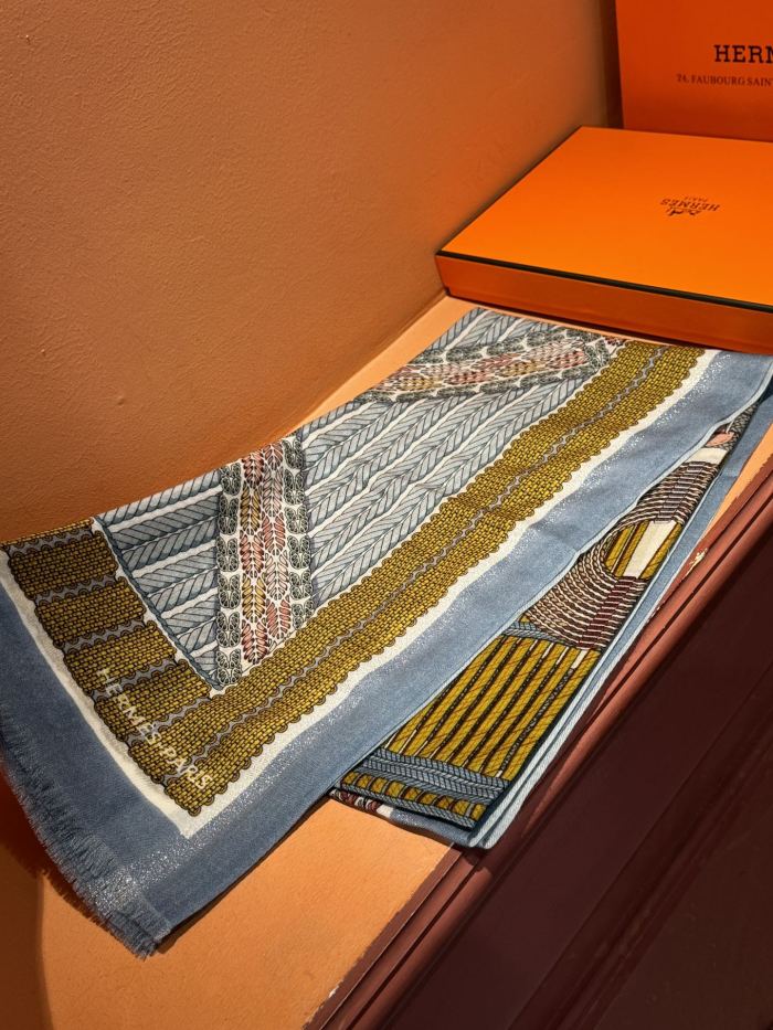 Hermes Scarf Size 100*200cm 4-Color