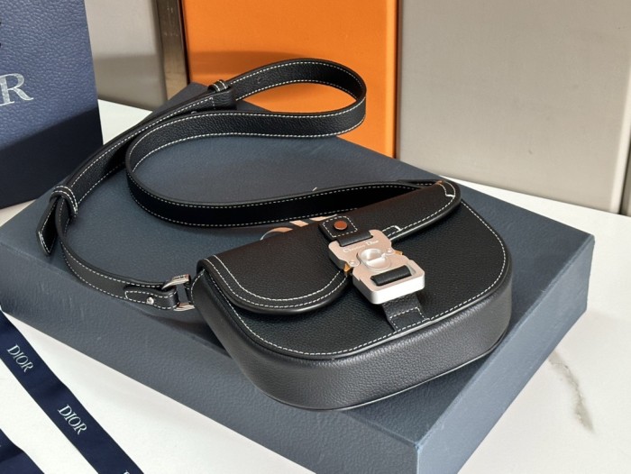 Dior Oblique Men Shoulder Bags Size 19.5*13*4.3cm