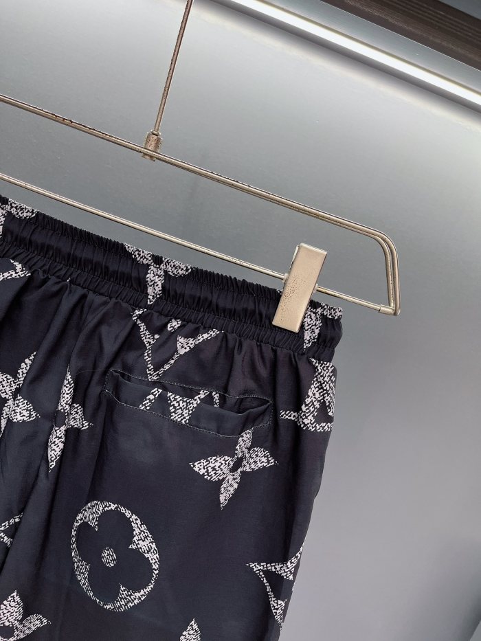 Louis Vuitton Beach Pants Size M-XXXL