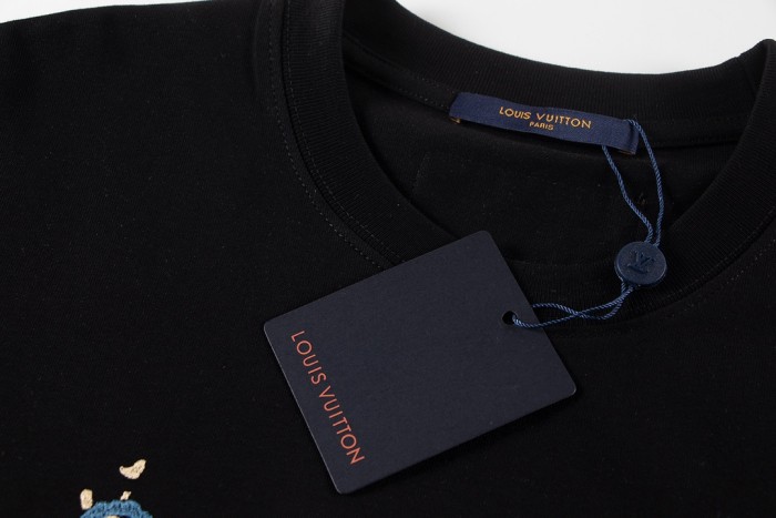 Louis Vuitton Unisex T Shirt S-XL 2-Color
