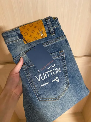Louis Vuitton Jeans Men Size 29-40
