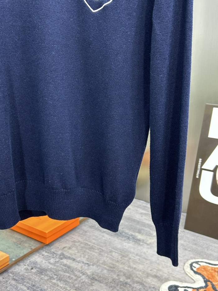 Louis Vuitton Unisex Sweatshirt Size S-XXL