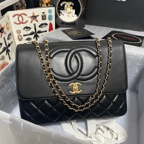 【シャネル】大人可愛い♪マトラッセトップハンドル フラップ バッグA58608