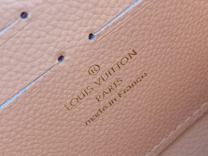LOUIS VUITTON ルイヴィトン ジッピーウォレット 長財布