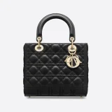 絶好の機会をお見逃しなく！雑誌掲載！【DIOR】 LADY DIOR ミディアムバッグ