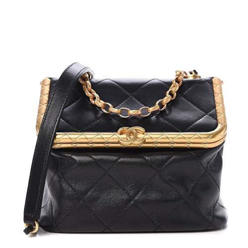 【CHANEL】小さなキスロックバッグ