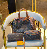【LOUIS VUITTON】【大人気定番商品】LOUISVUITTON 古い花3点セット お得