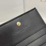Diorコーナーの秋冬最新型出荷！【入手困難】