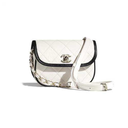 【CHANEL】大人気 グレインカーフスキンミニメッセンジャーバッグ