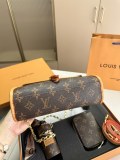 【LOUIS VUITTON】【大人気定番商品】LOUISVUITTON 古い花3点セット お得