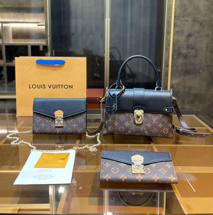 【大人気定番商品】LOUISVUITTON 古い花3点セット お得