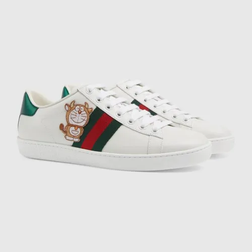 【GUCCI xDORAEMON 】日本完売色！完売前に！ エース スニーカー