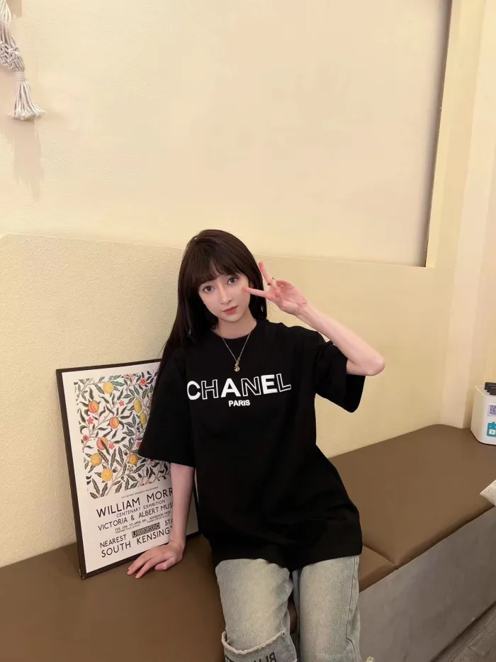CHANEL /シャネル手描きバッグ半袖Tシャツ
