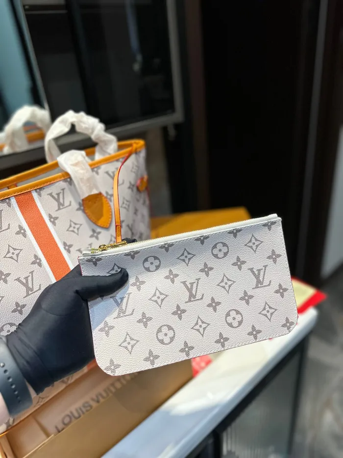 【L&V】23  トートバッグ 1854lvバッグ印刷 大容量 33cm*29cm