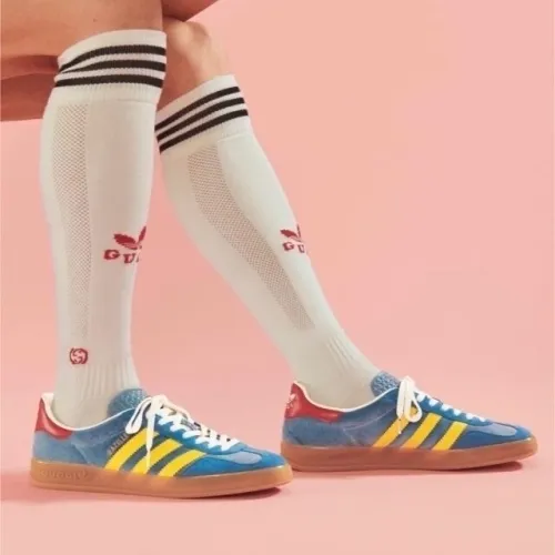【GUCCI】× ADIDASコラボ Gazelle スニーカー(アズール)
