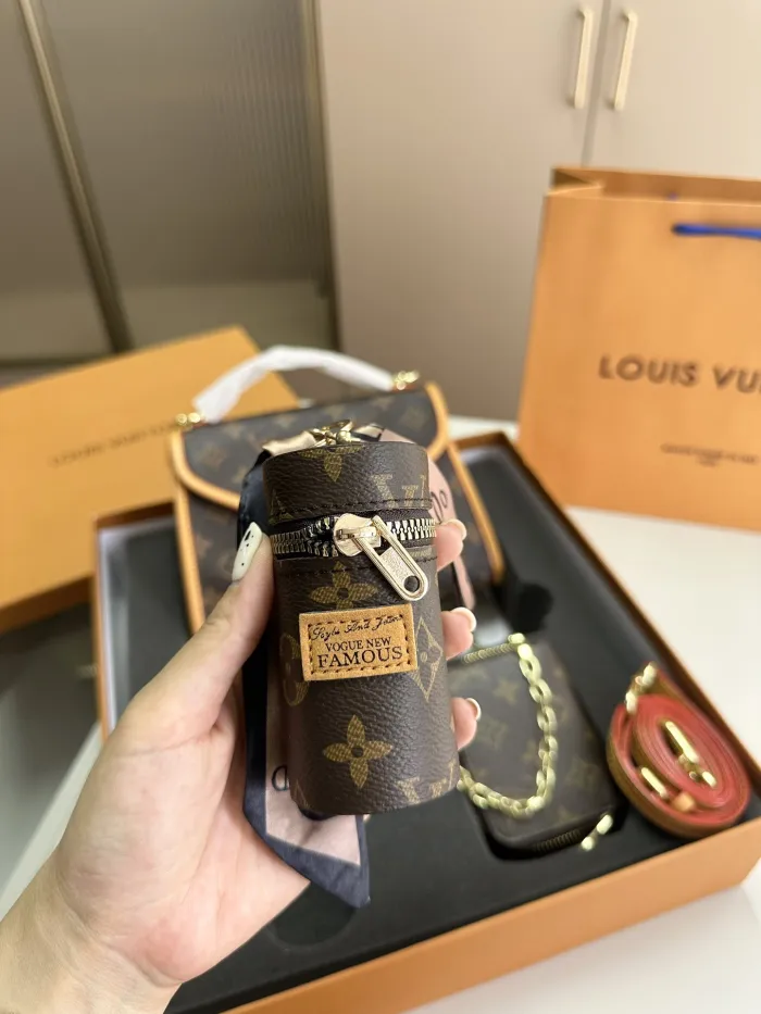 【LOUIS VUITTON】【大人気定番商品】LOUISVUITTON 古い花3点セット お得