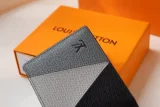 Louis Vuitton (ルイヴィトン) 財布 11x9x2 cm