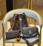 【すぐ届く】ルイヴィトン☆定番人気☆LOUISVUITTON 3点セット お得
