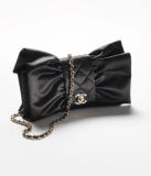 ☆リボン☆ CHANEL サテンクラッチバッグ