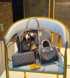 【LOUIS VUITTON】【大人気定番商品】LOUISVUITTON 古い花3点セット お得
