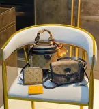 【LOUIS VUITTON】【大人気定番商品】LOUISVUITTON 古い花3点セット お得